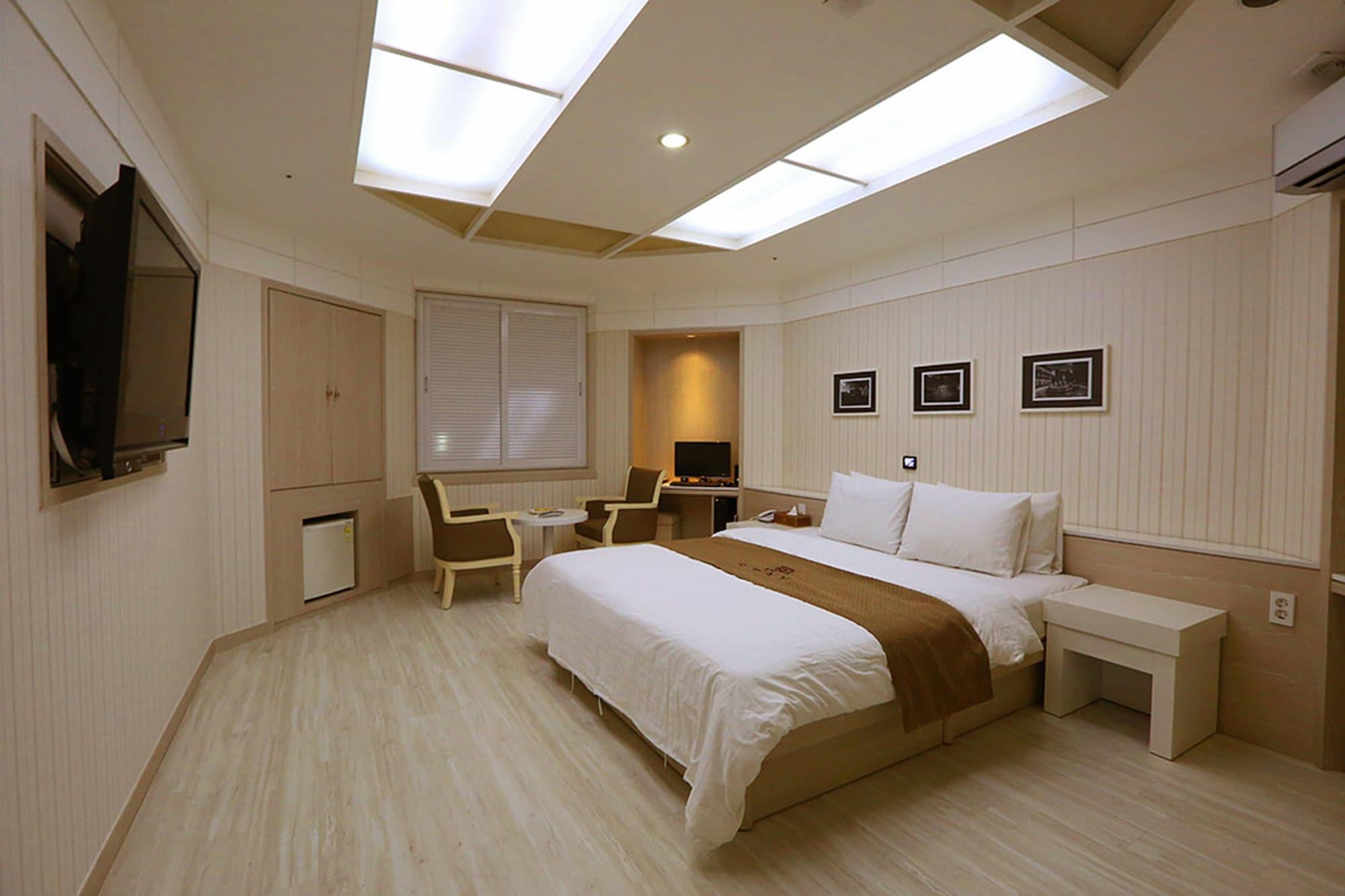 Bucheon Hotel ภายนอก รูปภาพ