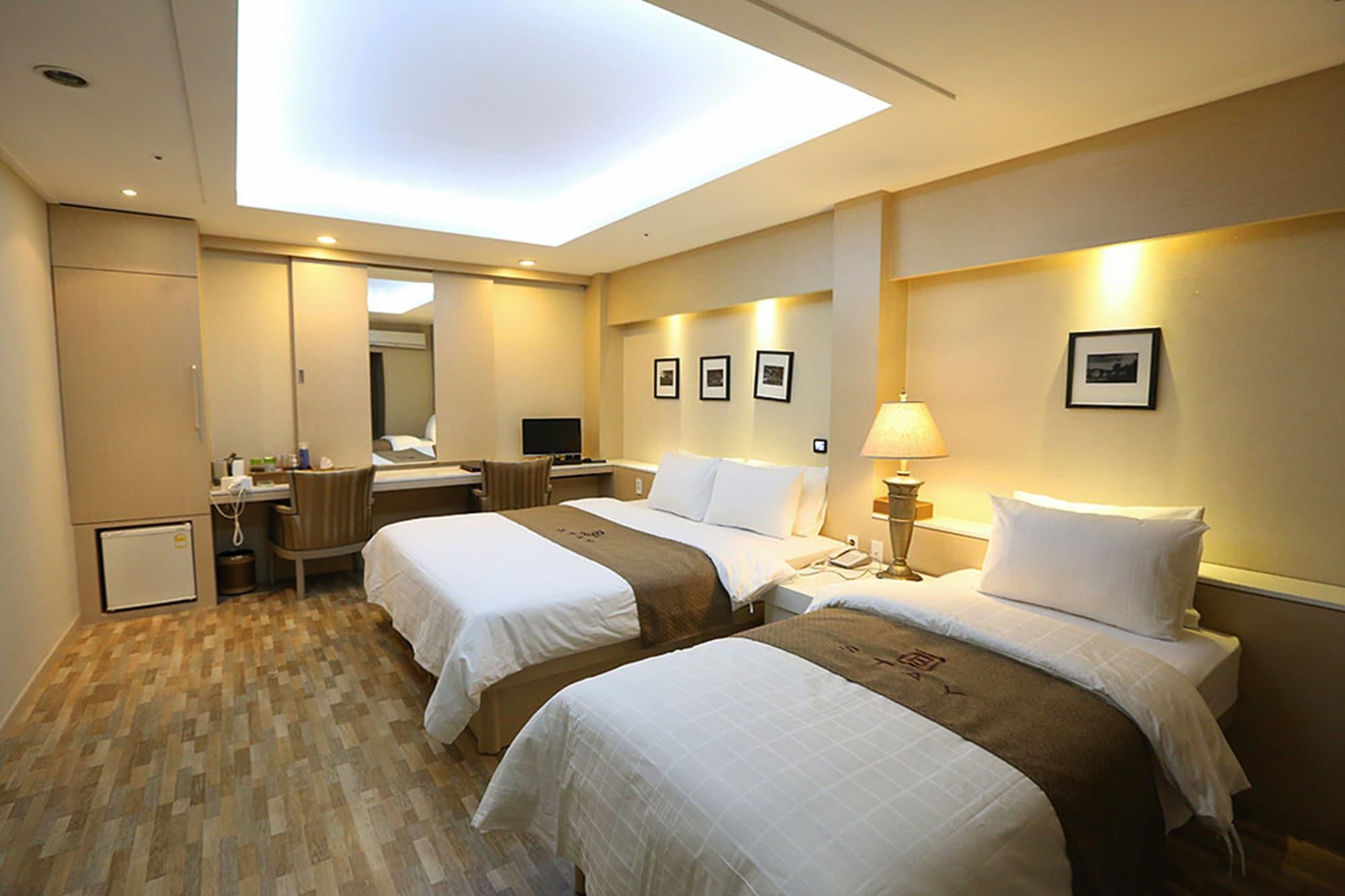Bucheon Hotel ภายนอก รูปภาพ