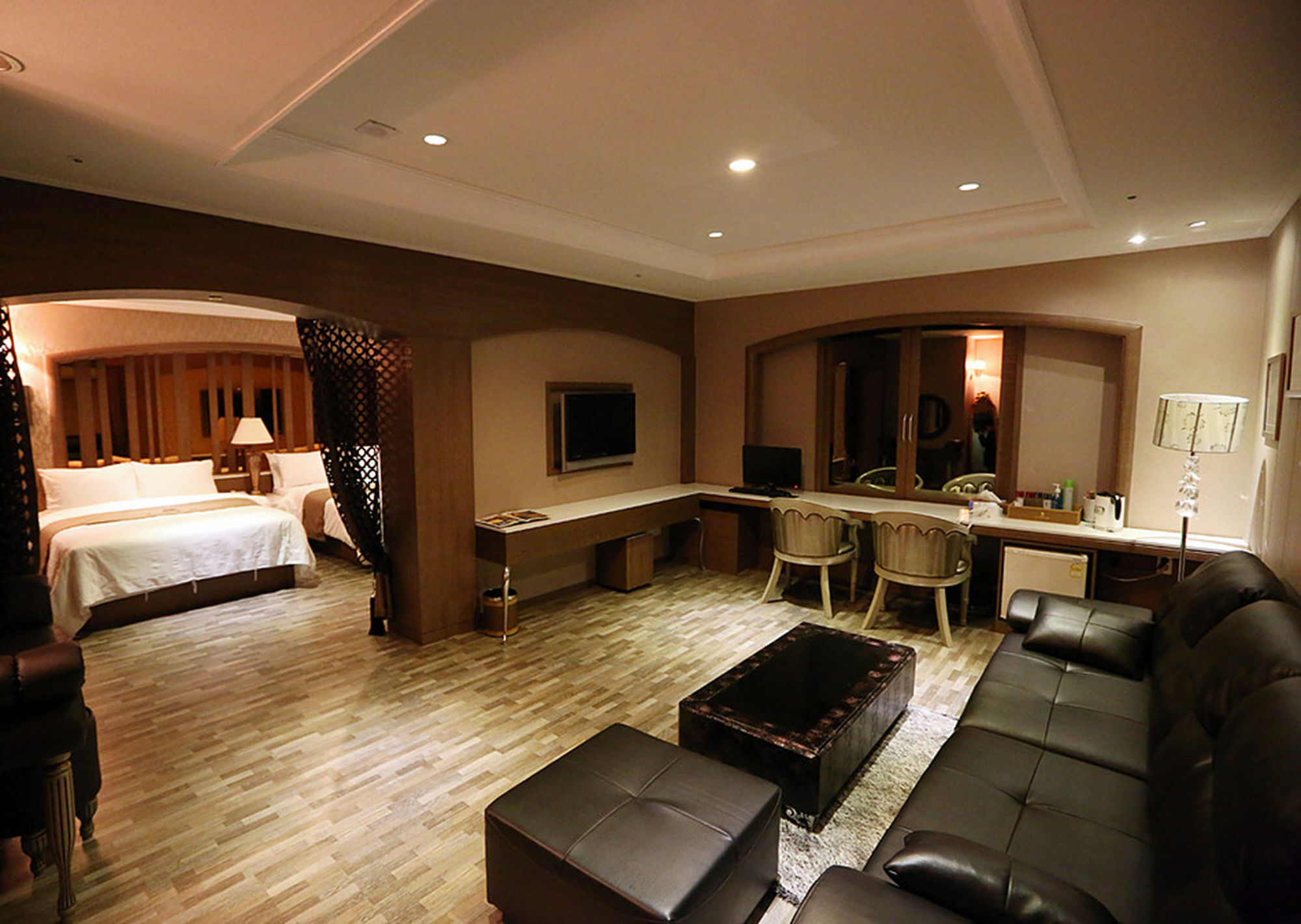 Bucheon Hotel ภายนอก รูปภาพ